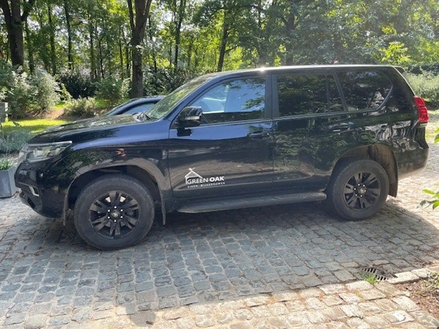 Toyota Land Cruiser Land Cruiser 2.8 D-4D Automatik Noir - 1