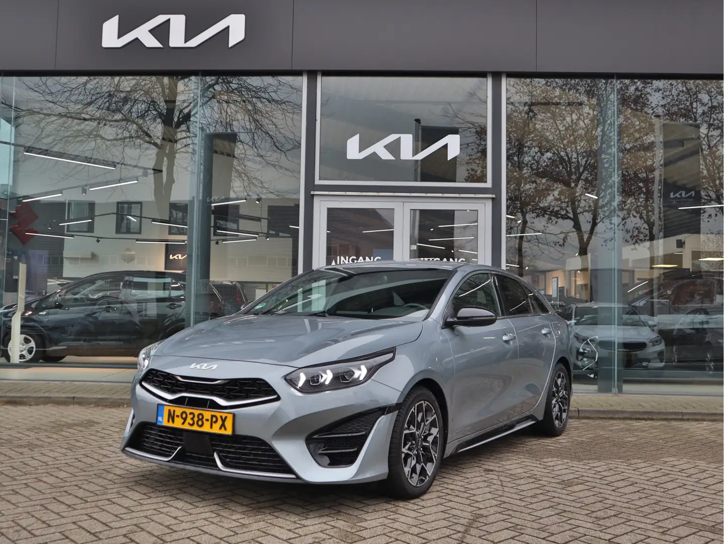 Kia ProCeed / pro_cee'd 1.5 T-GDi GT-Line Facelift DCT7 Automaat | Cruise Gris - 1