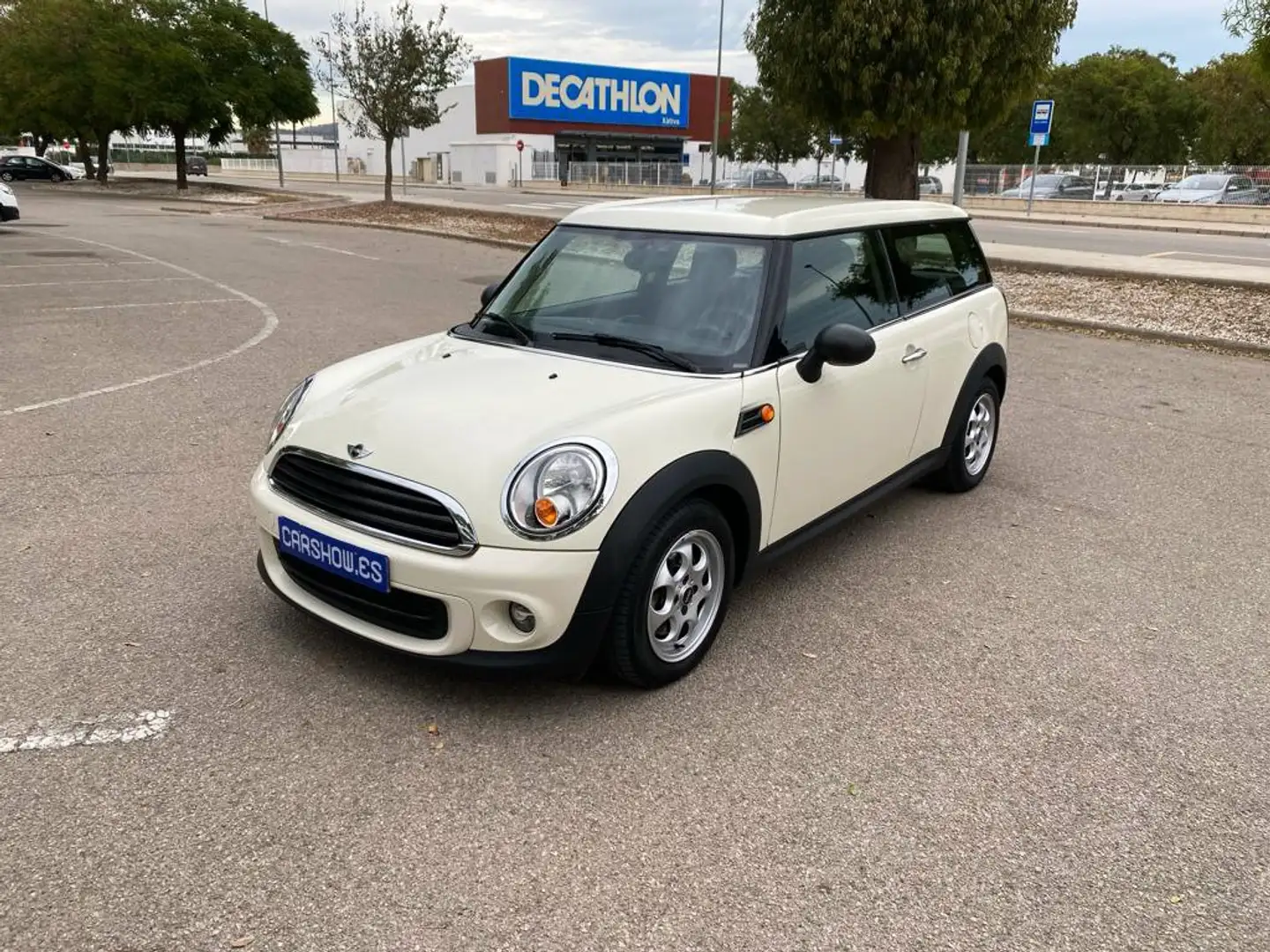 MINI Cooper D Clubman One Aut. Beżowy - 2