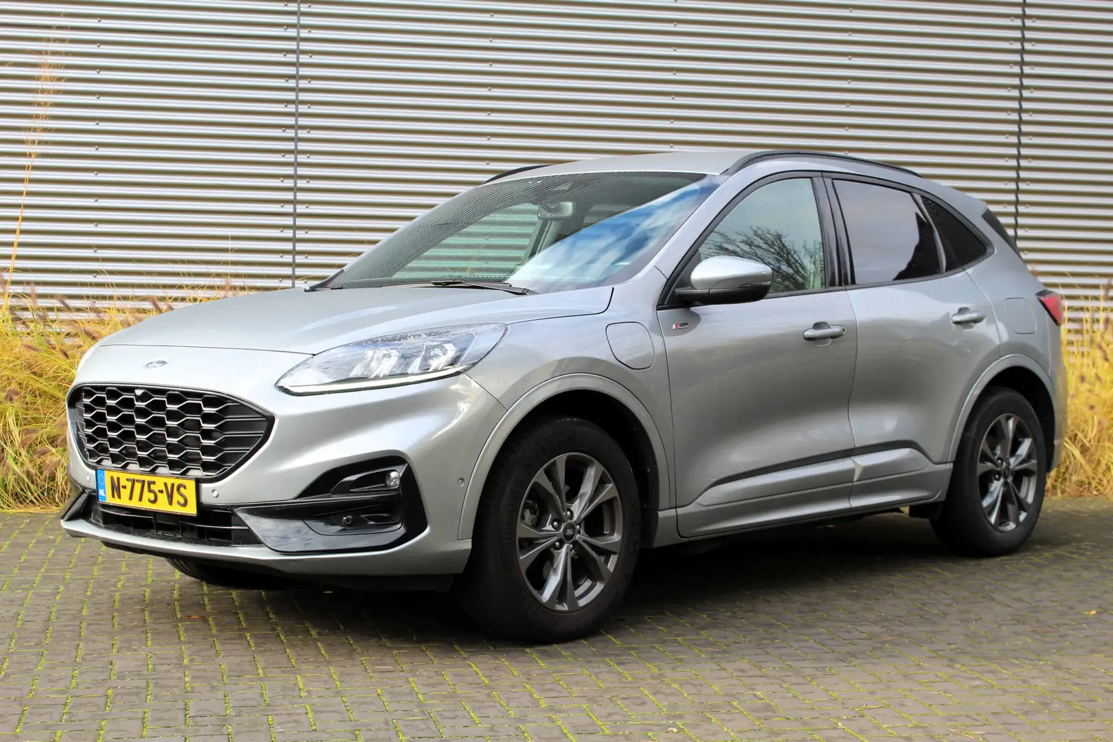 Ford Kuga 2.5 PHEV ST-Line I NAVI I ADP. CRUISE I CAMERA I Grau - 2