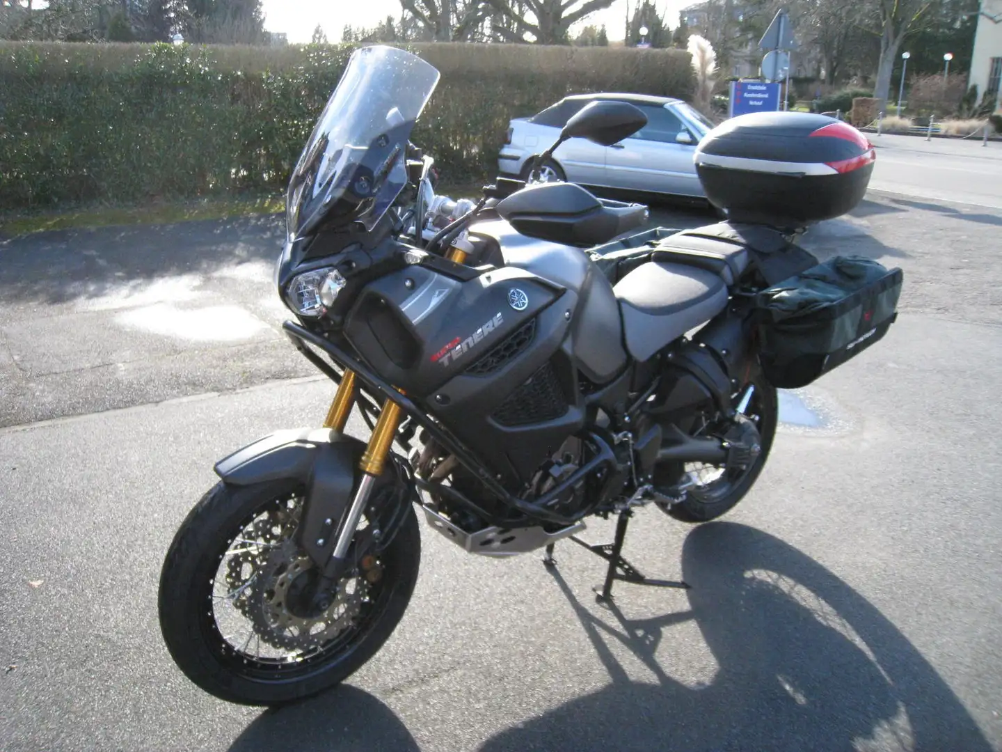 Yamaha XT 1200 Super Tenere Gri - 1
