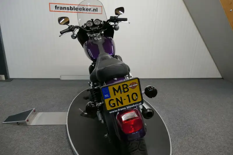 Harley-Davidson Dyna Super Glide - foto 8