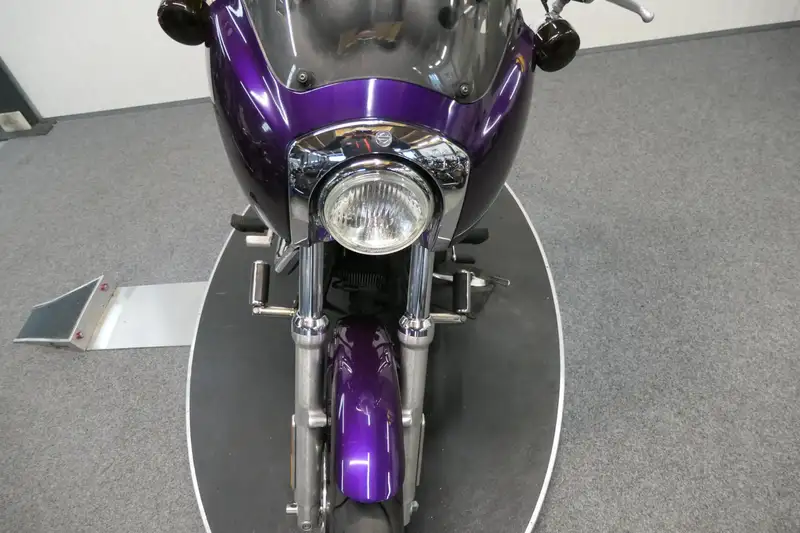 Harley-Davidson Dyna Super Glide - foto 4