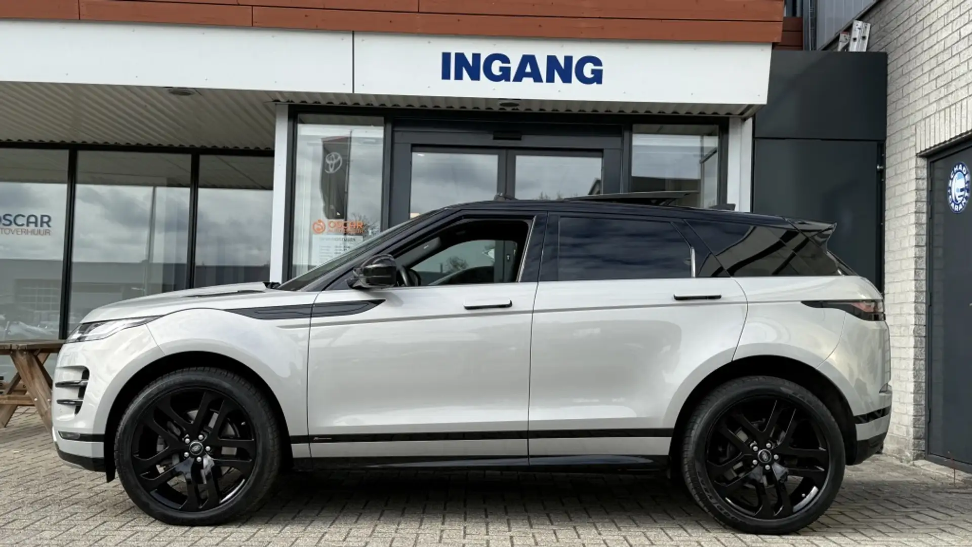 Land Rover Range Rover Evoque 2.0 D180 AWD RDyn SE | Pano | Leer | Camera Gris - 2