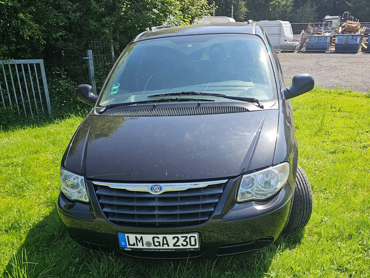 Chrysler Voyager Voyager Diesel 2.8 CRD Family Schwarz - 1