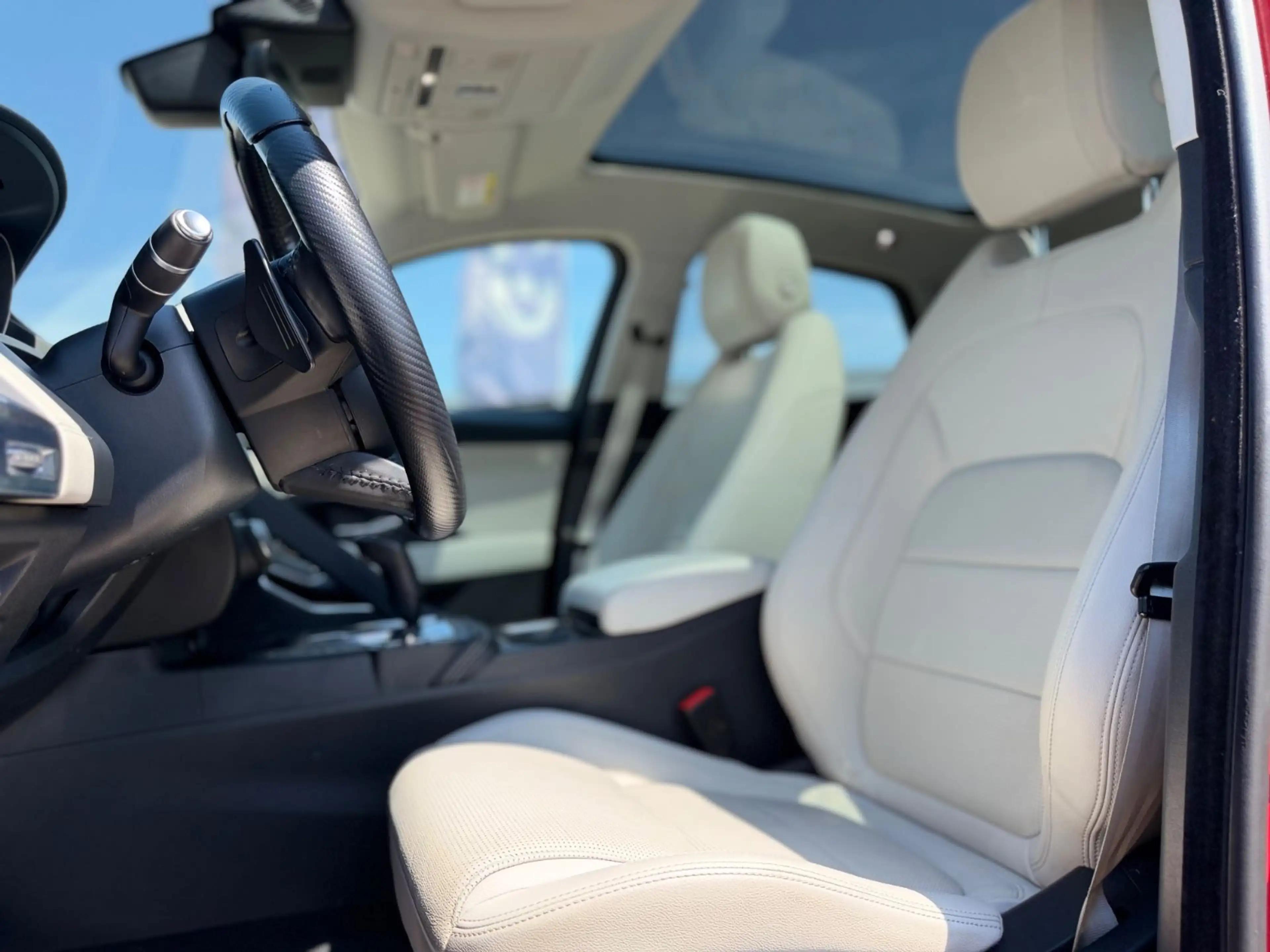 Jaguar E-Pace E-PACE R-Dynamic S AWD — photo 15