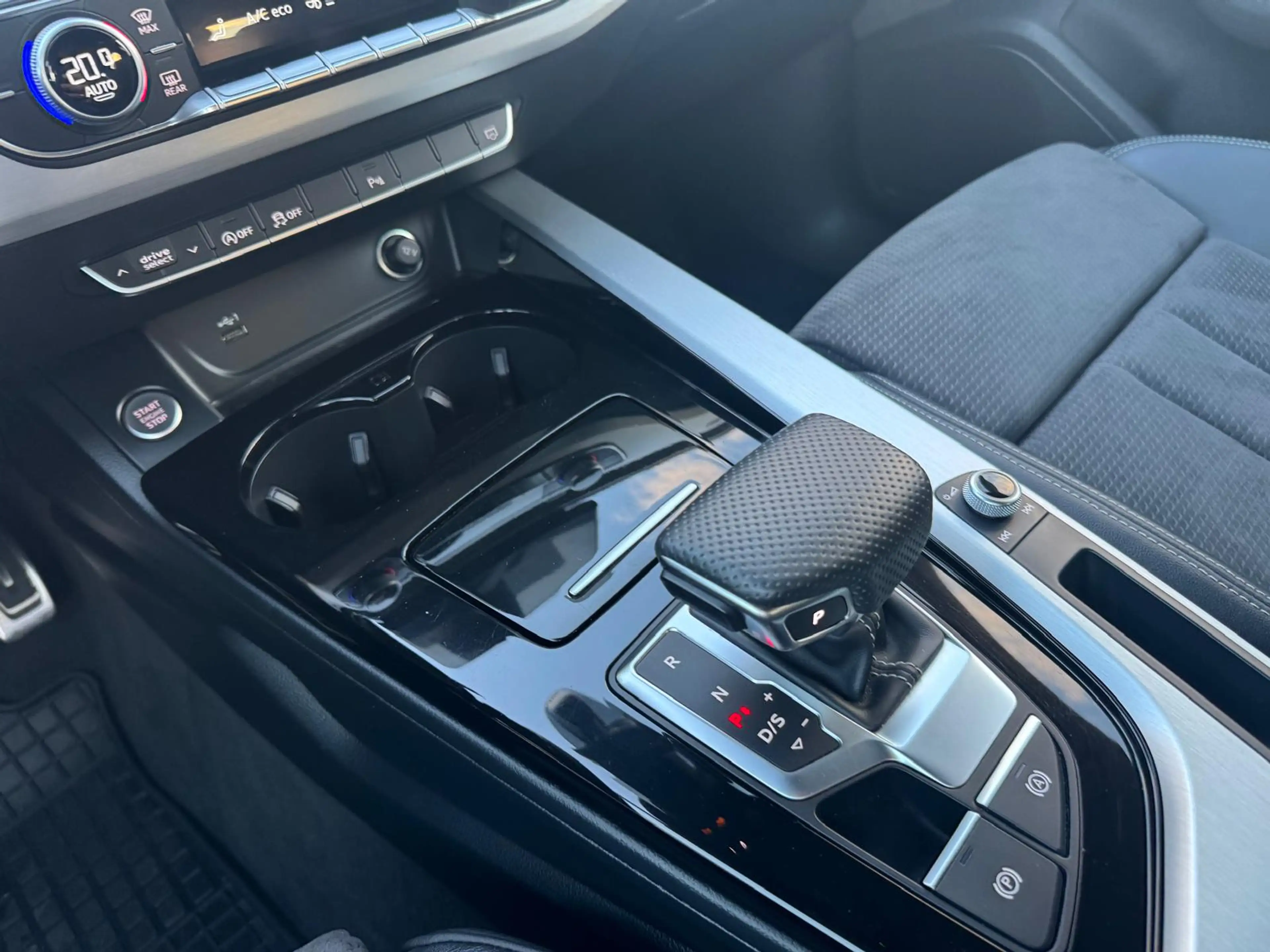 Audi A5 A5 Sportback 40 TDI quattro S tronic S line — photo 12