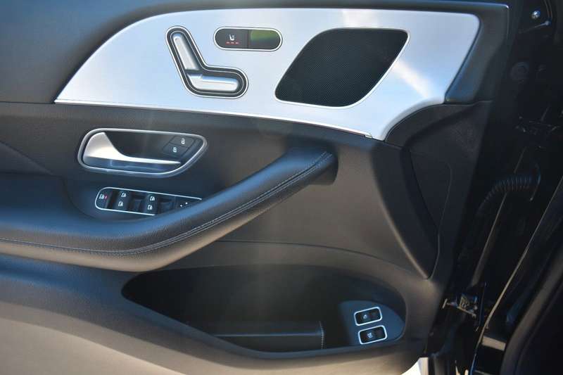Mercedes-Benz GLE 300 d 4M 9G KAMERA MULTIBEAM LED AHK WEBASTO