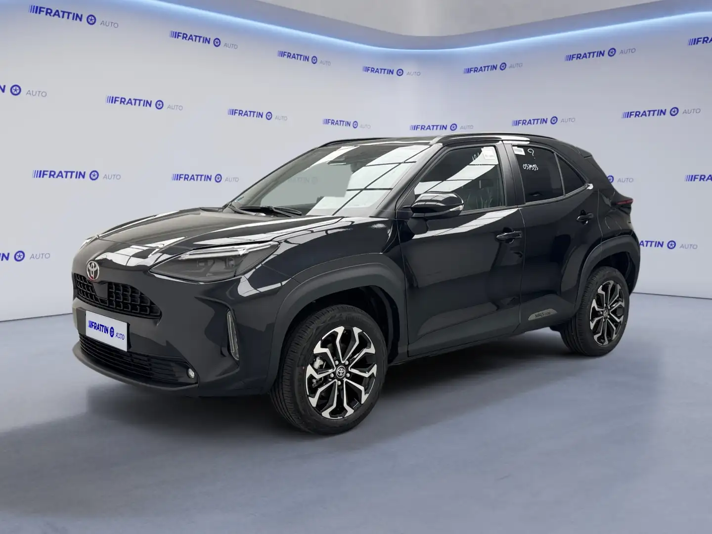 Toyota Yaris Cross 1.5 Hybrid 130 CV 5p.E-CVT Trend Nero - 1