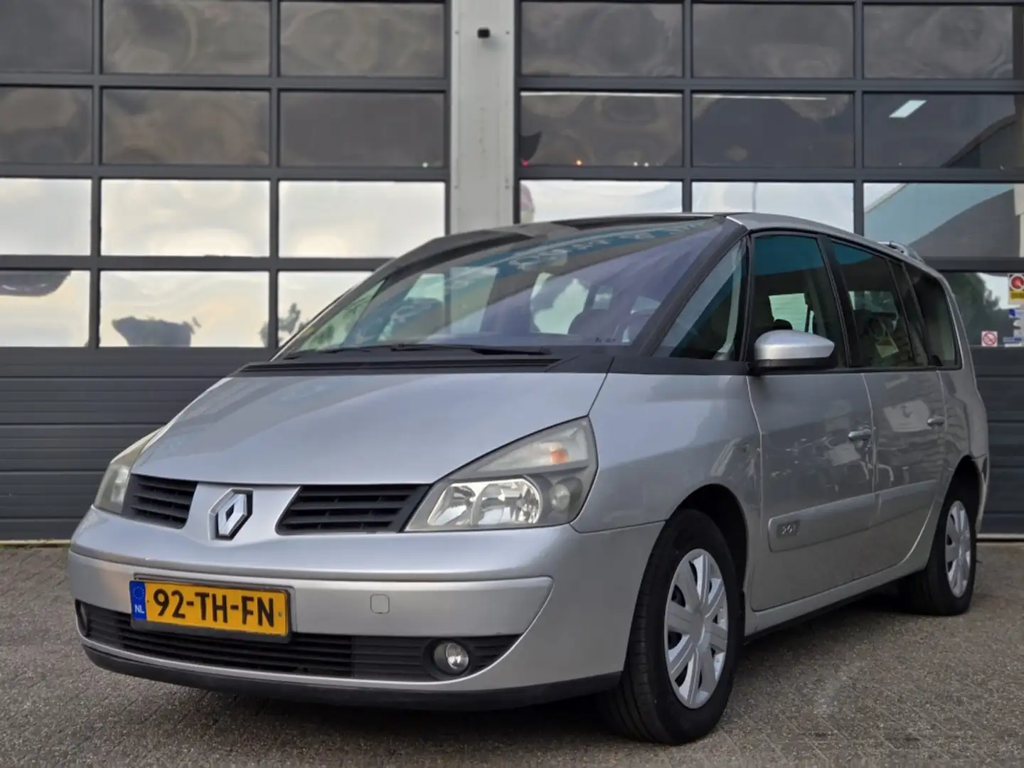 Renault Grand Espace 2.0 T Expression Grijs - 2