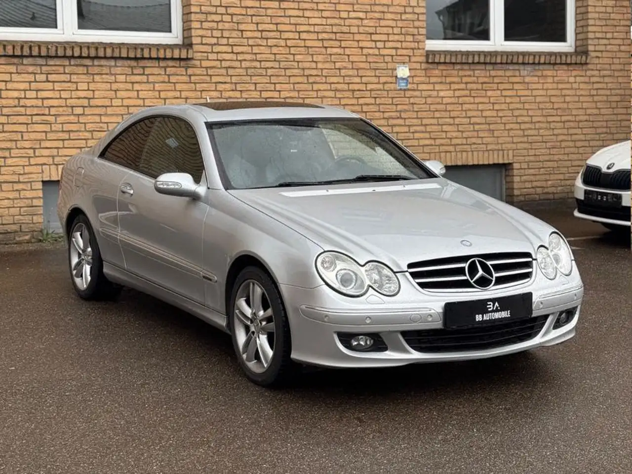 Mercedes-Benz CLK 200