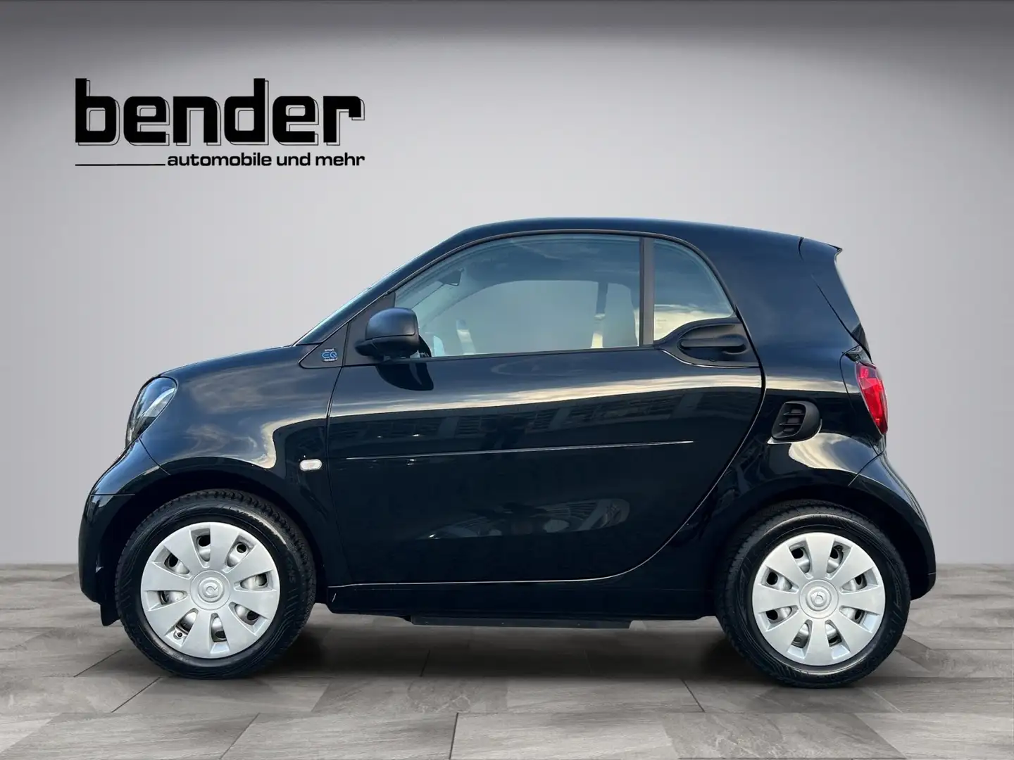 smart forTwo EQ*22kW-LADER*LADEKABEL-PAKET*GANZJAHRESREIFEN* Schwarz - 2