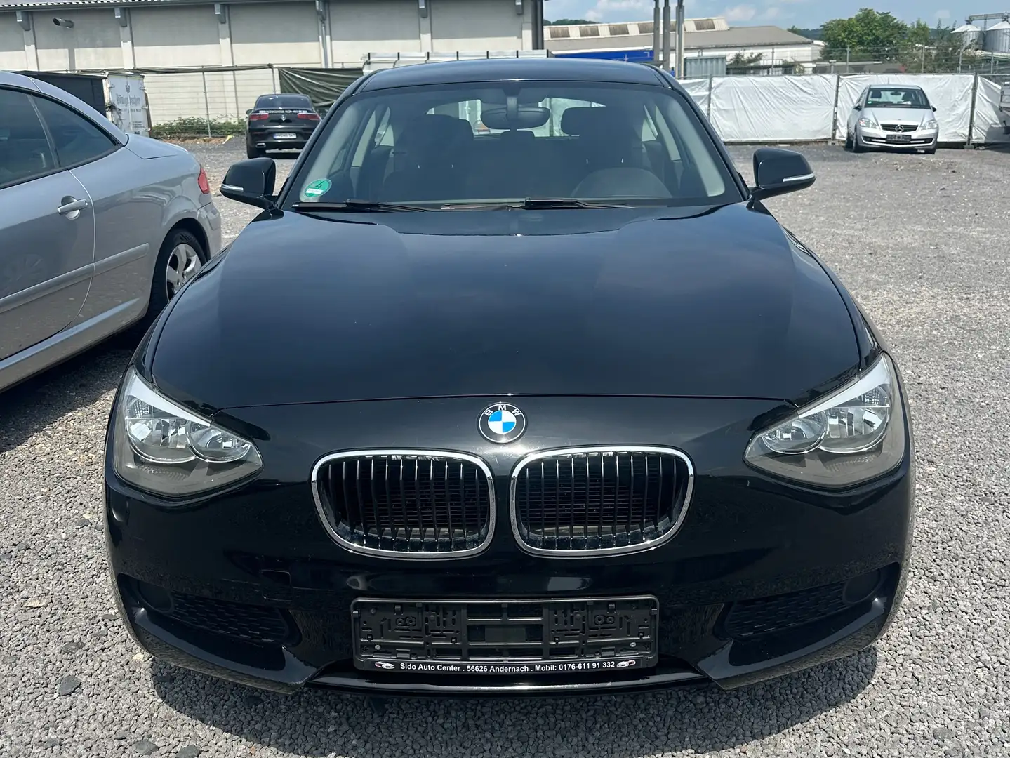 BMW 114 114i Gris - 1