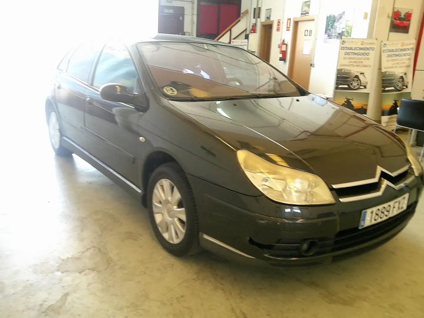 Citroen C5 1.6HDI Attraction FAP Negro - 2