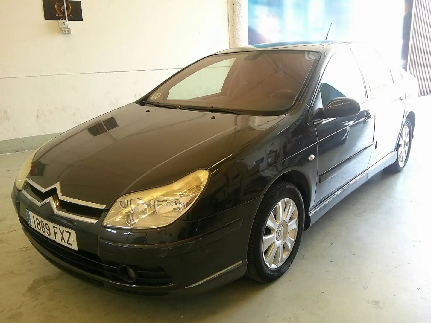 Citroen C5 1.6HDI Attraction FAP Negro - 1
