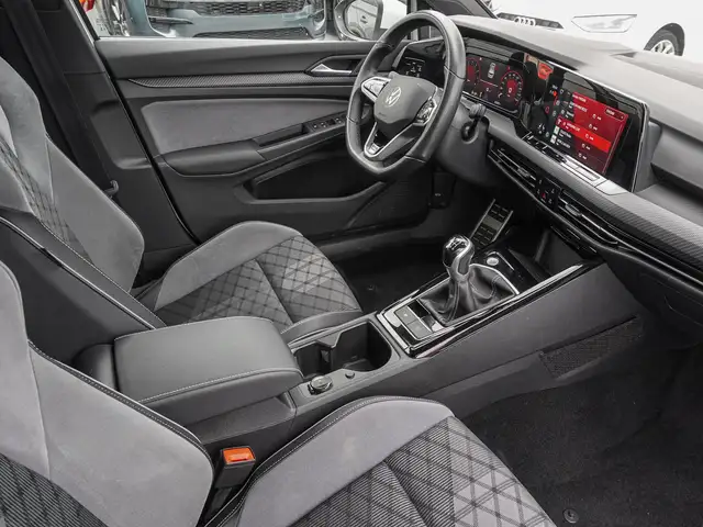 Volkswagen Golf view 8
