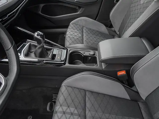 Volkswagen Golf view 15