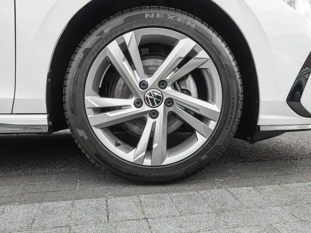 Volkswagen Golf view 7