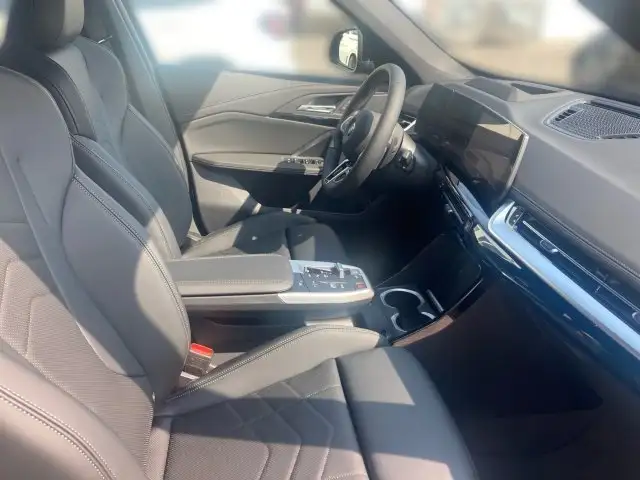 BMW X1 xDrive30e U11 XB2 Ansicht 6