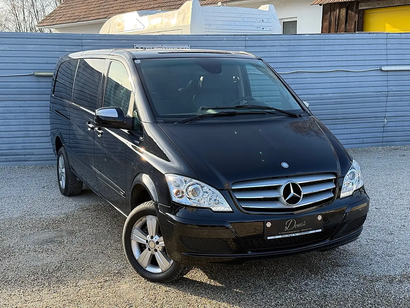 Mercedes-Benz Viano Avantgarde lang 2,2 CDI BlueEff. DPF 4MATIC Aut... Schwarz - 1