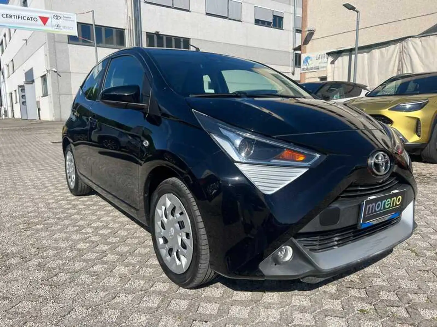 Toyota Aygo 1.0 72 CV x-play Nero - 2
