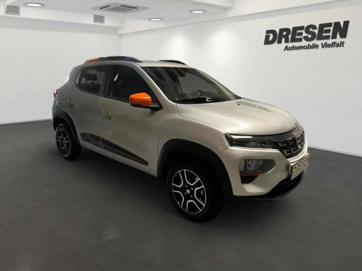 Dacia Spring Comfort-Plus+Navi+Kamera+Tempomat Silber - 2