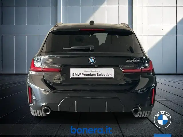 BMW 3 Series view 7