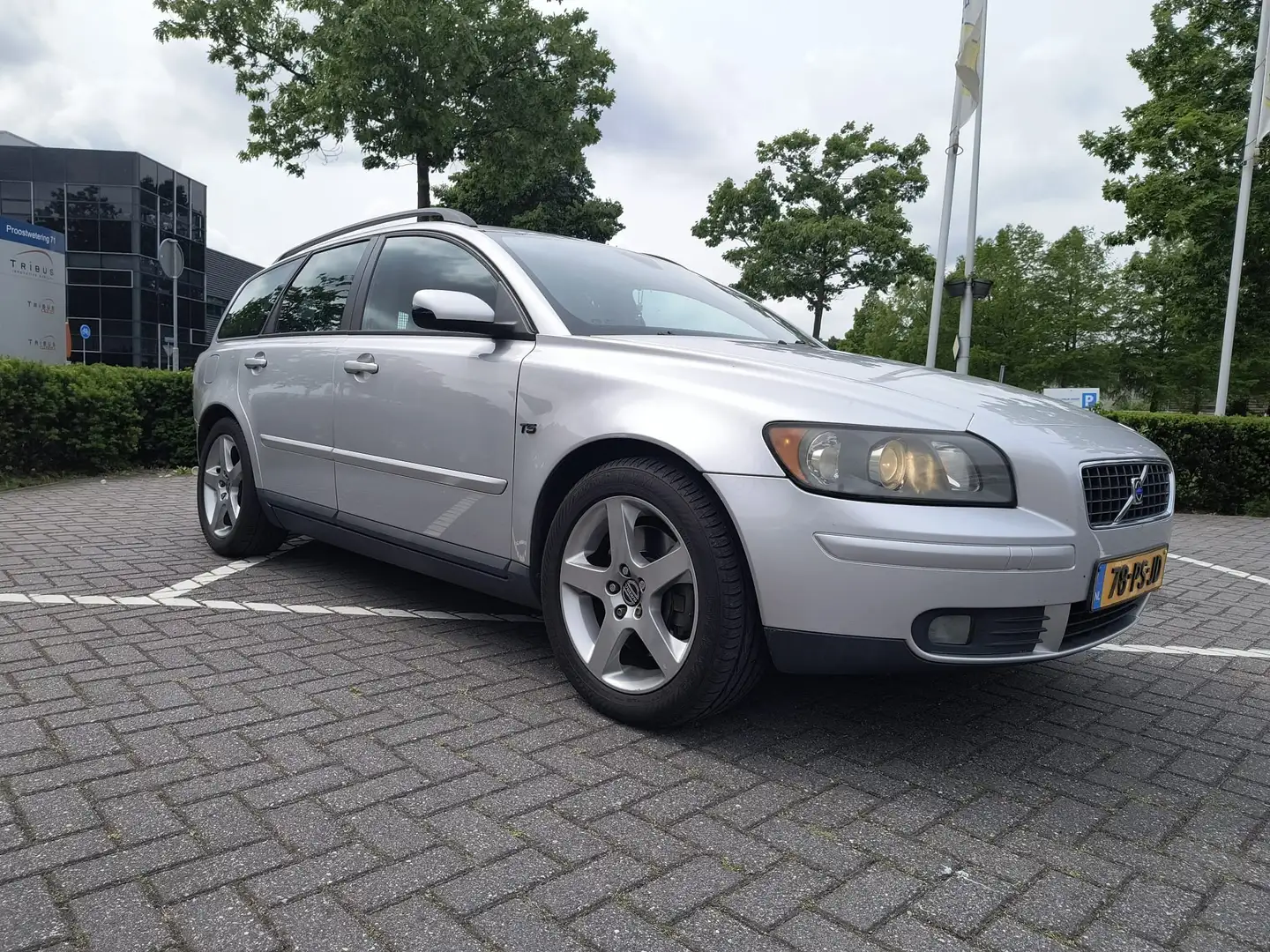 Volvo V50 V50 2.5 T5 Momentum Zilver - 1