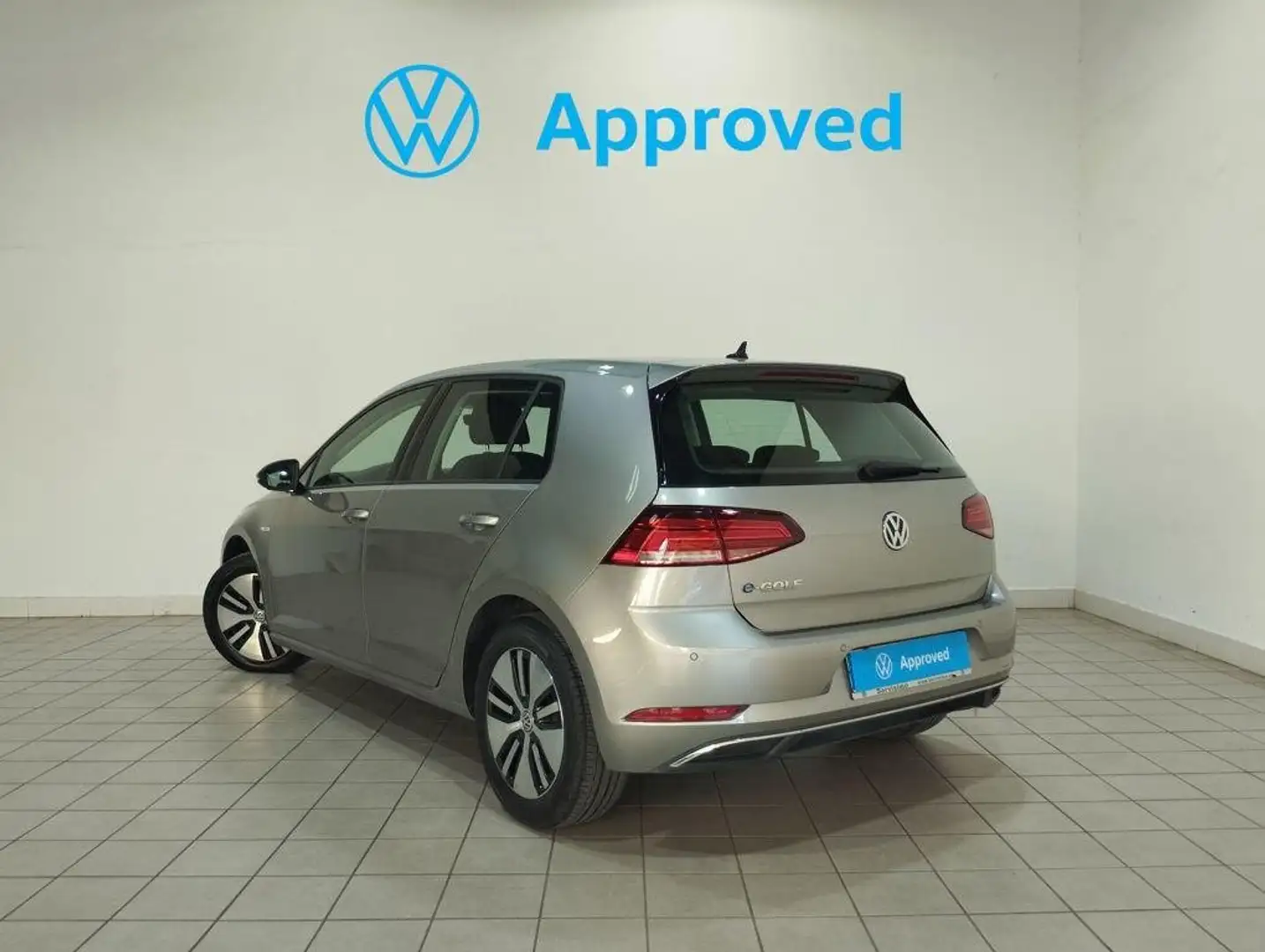 Volkswagen Golf e-Golf ePower Gris - 2