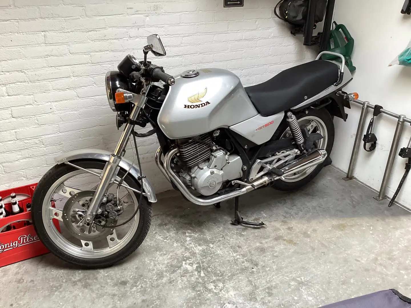 Honda XBR 500 500cc eencilinder Zilver - 1