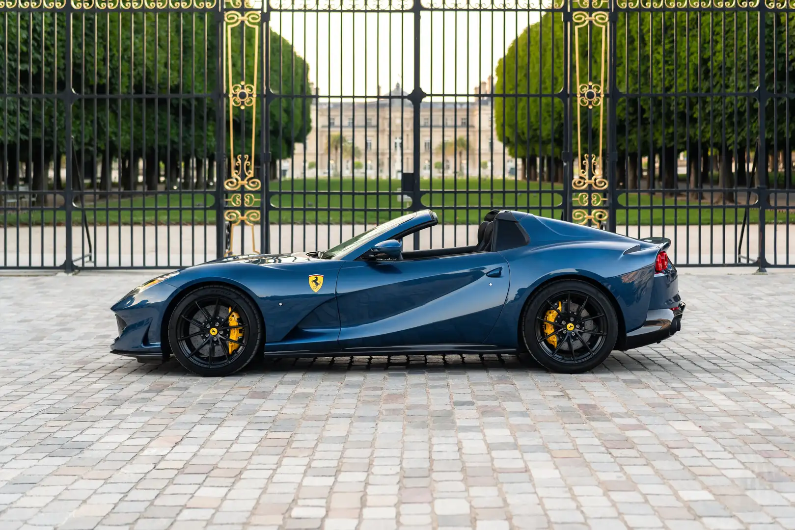 Ferrari 812 GTS 6.5 V12 800ch - Blu NART, full options, PPF Bleu - 2