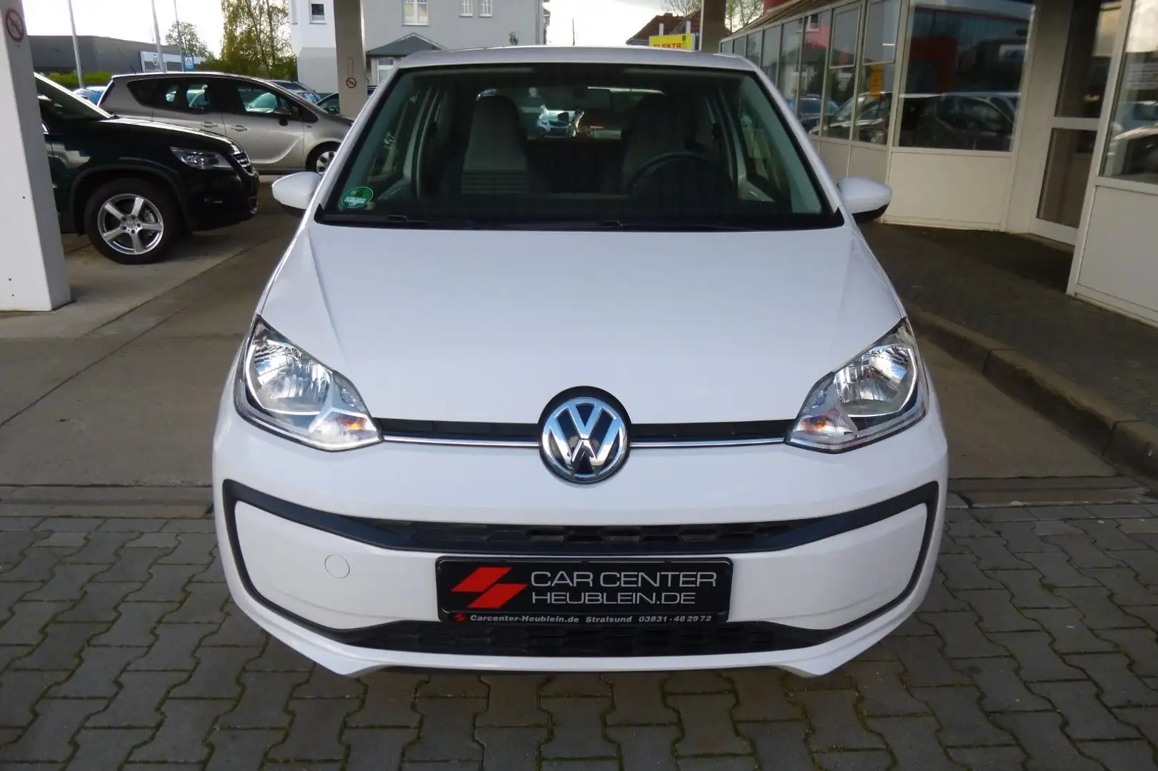 Volkswagen up! move up! BMT/Start-Stopp White - 2