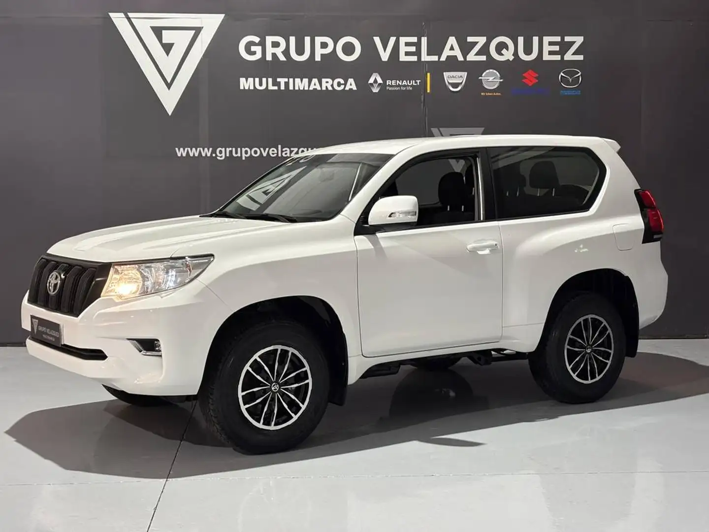 Toyota Land Cruiser D-4D GX Blanc - 1