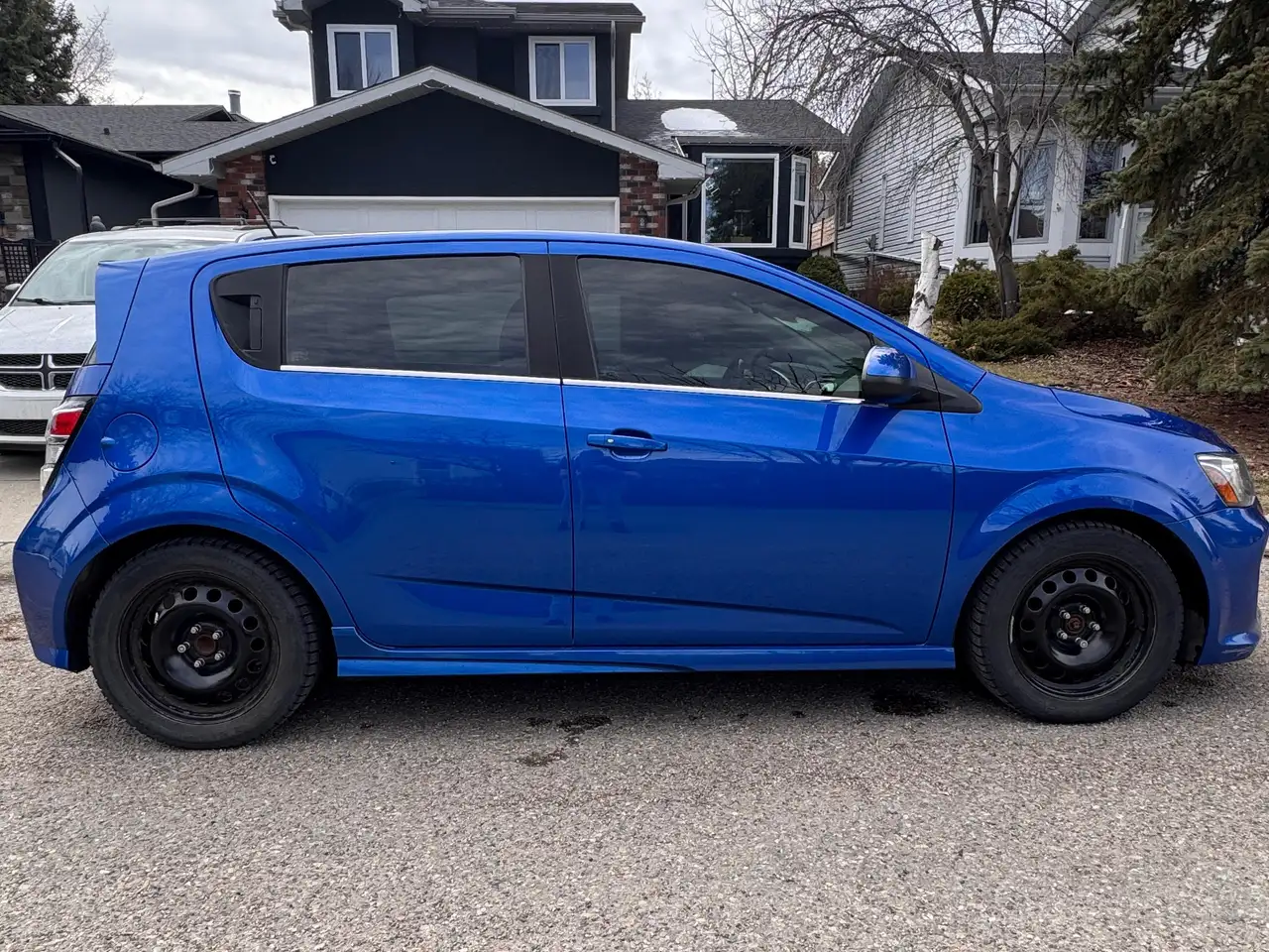 Chevrolet Sonic снимка Chevrolet Sonic