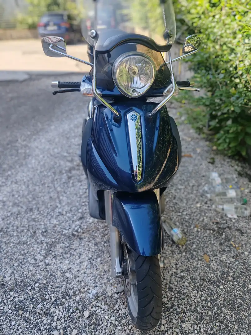Piaggio Beverly 500 Blauw - 2