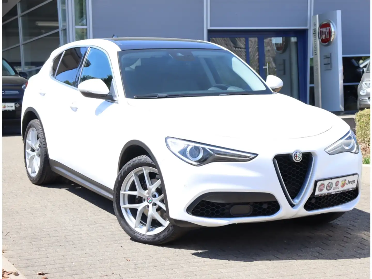 Alfa Romeo Stelvio FIRST EDITION Q4 2.0 TURBO AHK PANO NAVI KLIMA WIN Blanco - 2
