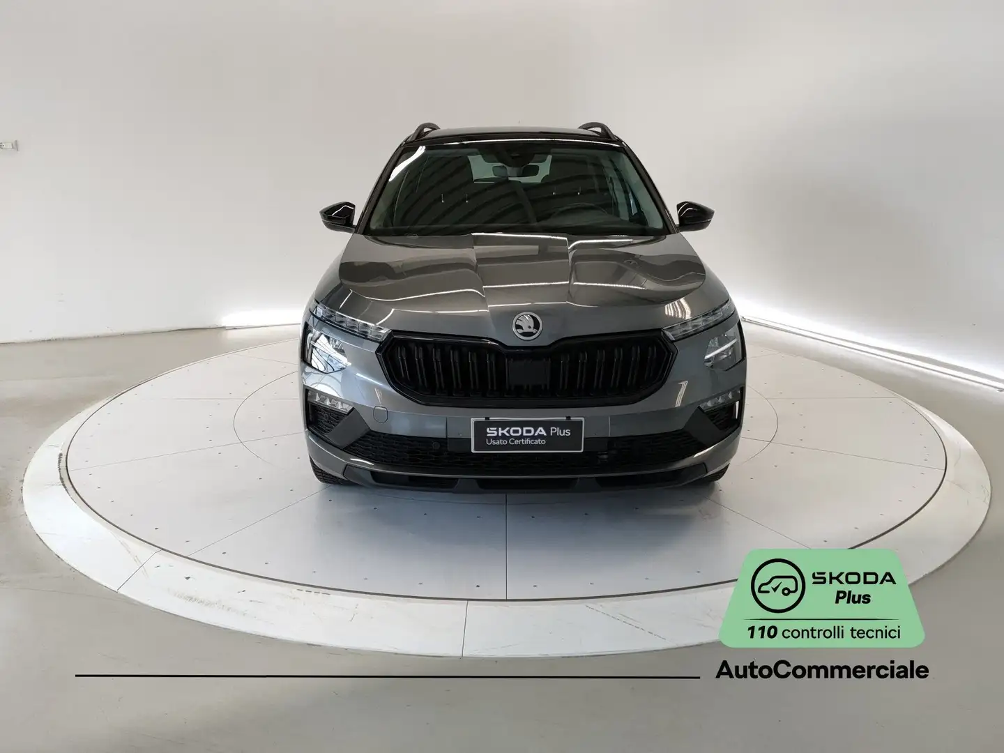 Skoda Kamiq 1.0 TSI 115 CV Selection Grau - 2