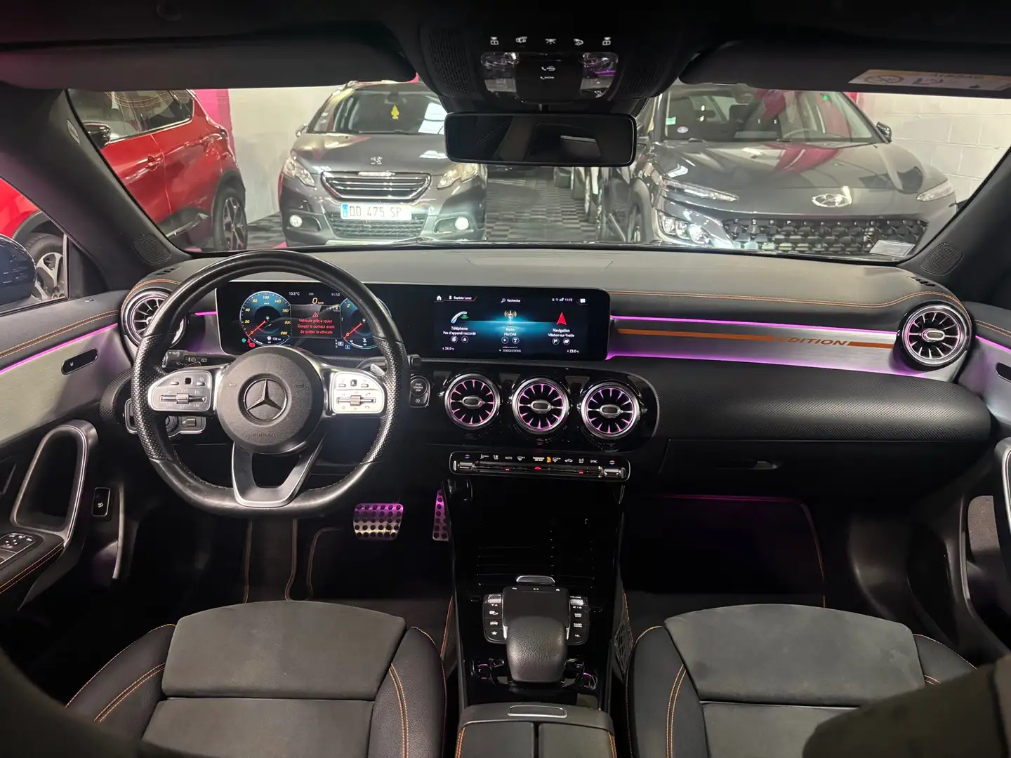 Mercedes-Benz AMG Line Noir - 2