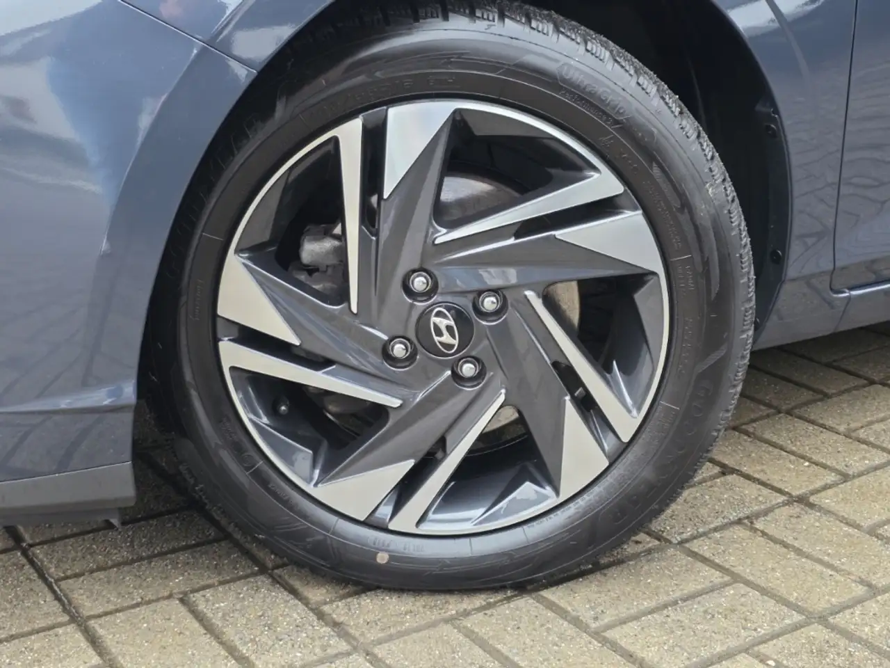 Hyundai i20 1.0 T-GDI 7-DCT, Allwetter / Navi / BOSE / Kamera 5