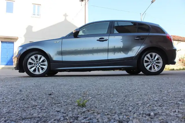 BMW 118 D CAT 5PORTE ALLESTIMENTO " ELETTA " ESTETICA DA VETRINA KIT CATENA DISTRIBUZIONE NUOVO SETTEMBRE 2026 CLIMA AUTOMATICO