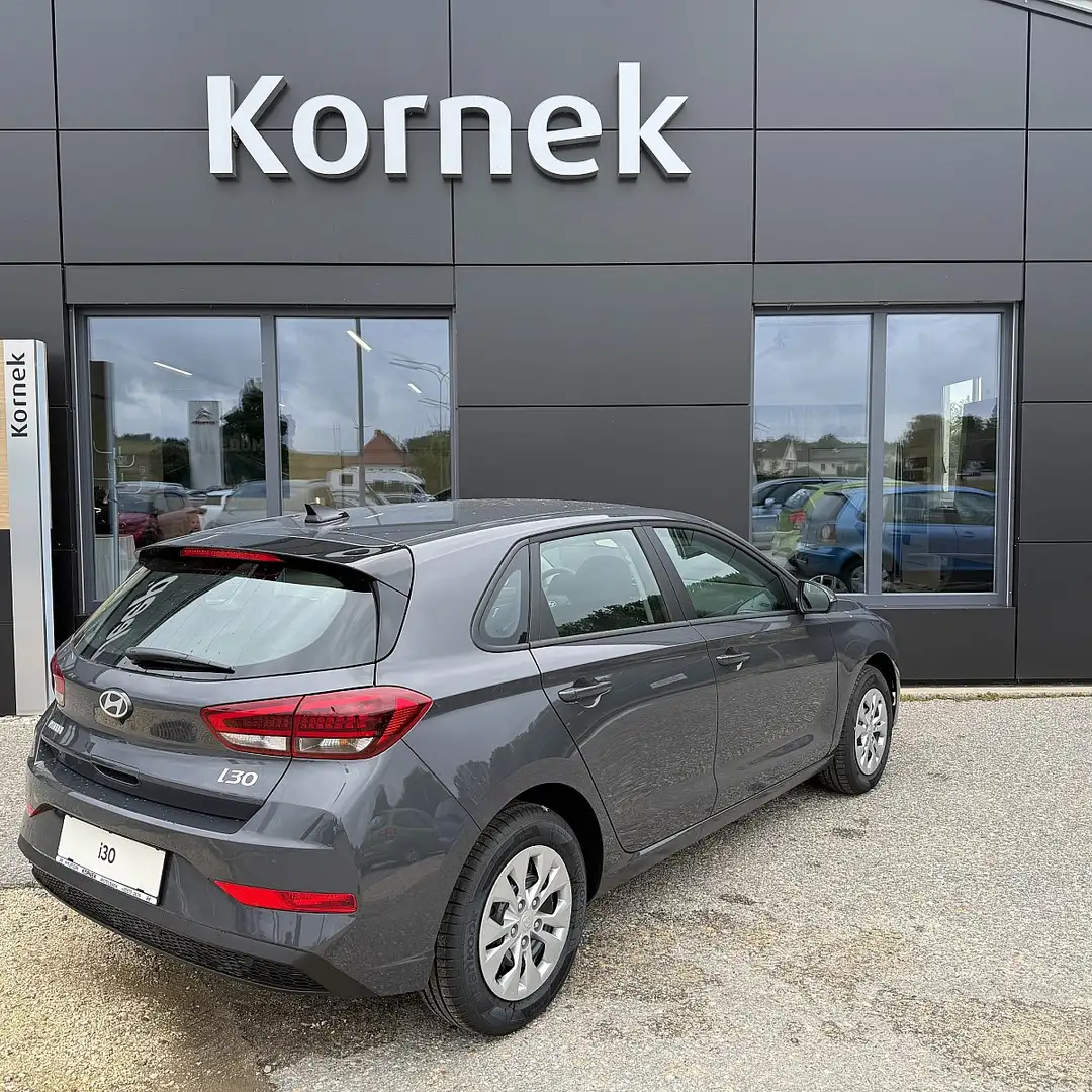 Hyundai i30 1,5 DPI Smart Line Grau - 2
