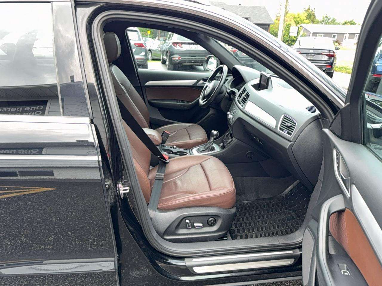 2018 Audi Q3 PROGRESSIV AWD - LEATHER - ROOF - LOADED thumb 13