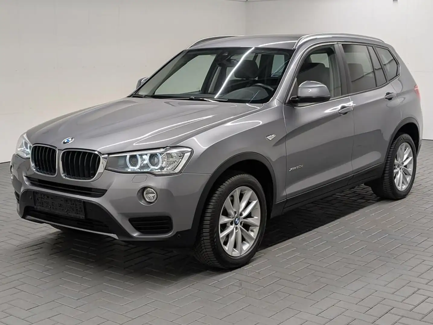 BMW X3 xDrive Bi-Xenon/Navi/SHZ/Kam/el.Heck/18 LM Grau - 1