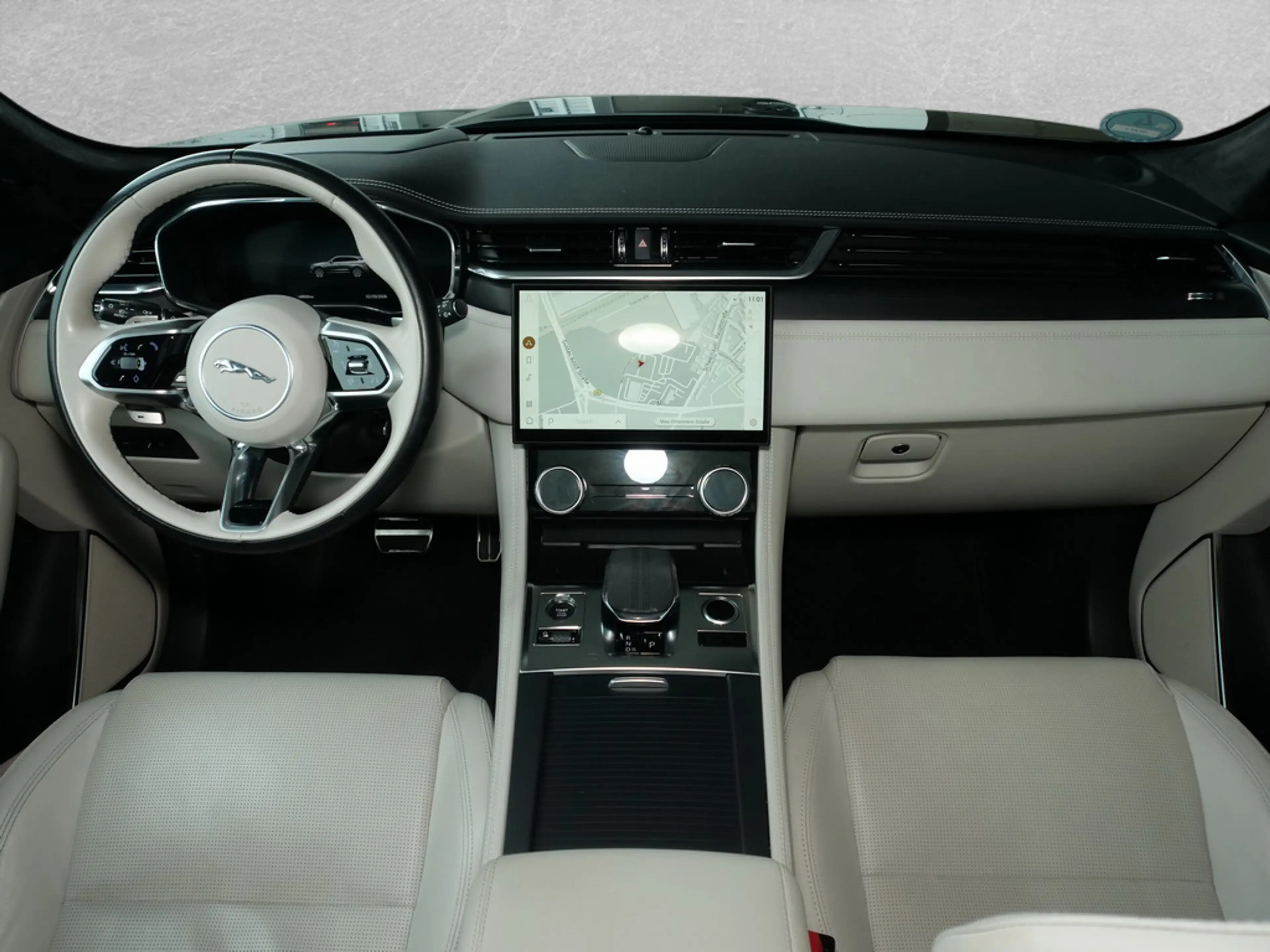 Jaguar F-Pace P400 Sport AWD Sitz Performance HUD Sthz — photo 4