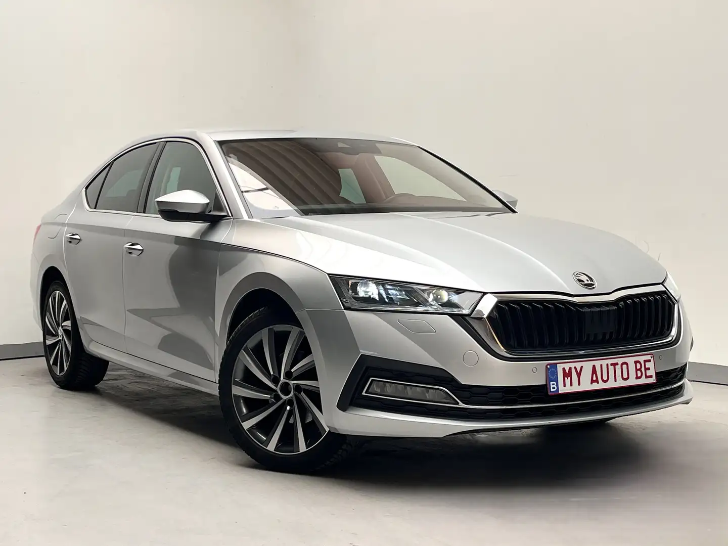 Skoda Octavia Octavia 2.0 TDi SCR   DSG 12 MOIS GARANTIE Gris - 1