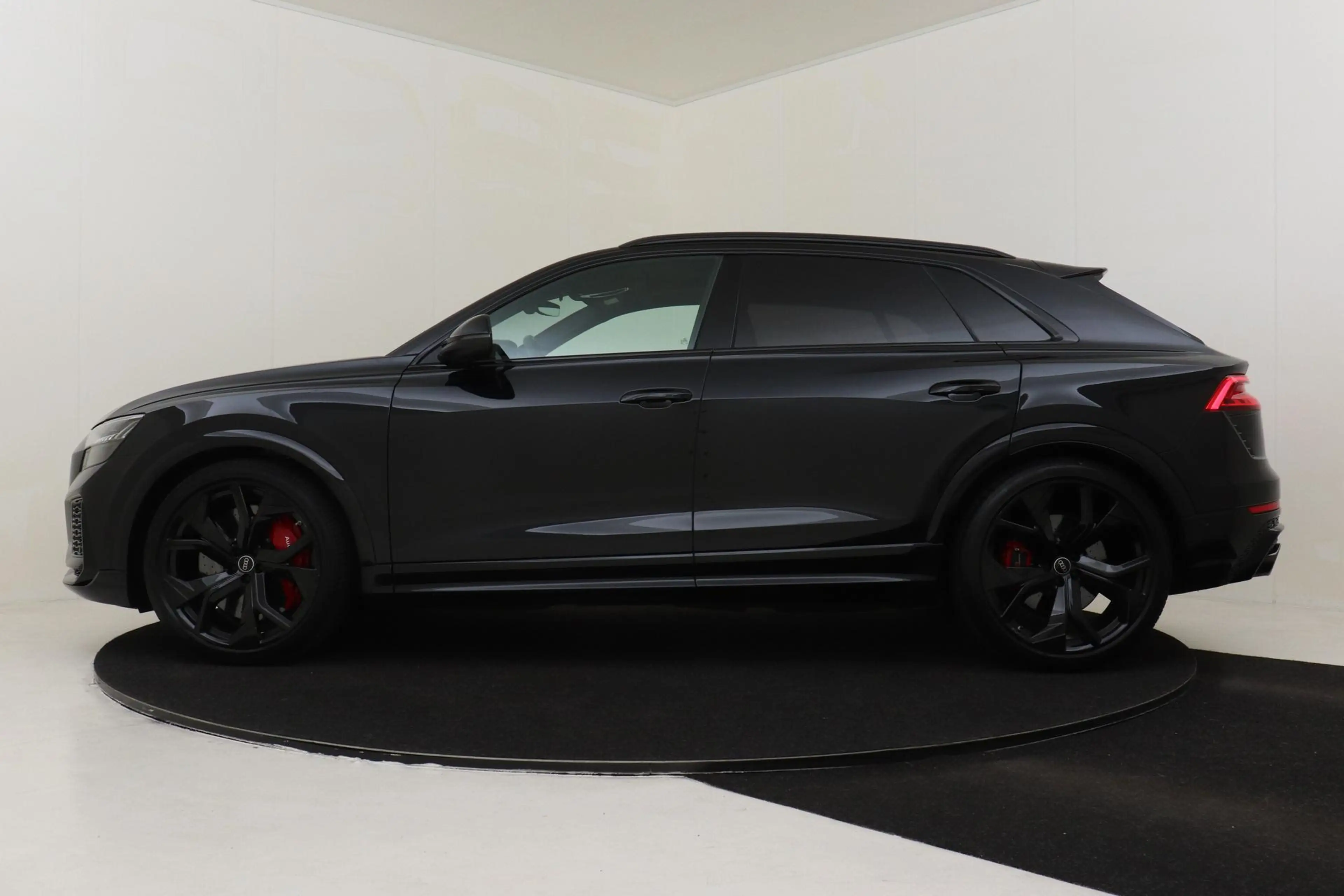 Audi RS Q8 4.0 TFSI Q8 QUATTRO -KERAMISCH|B&O|RS DYNAMIC PLUS — photo 7