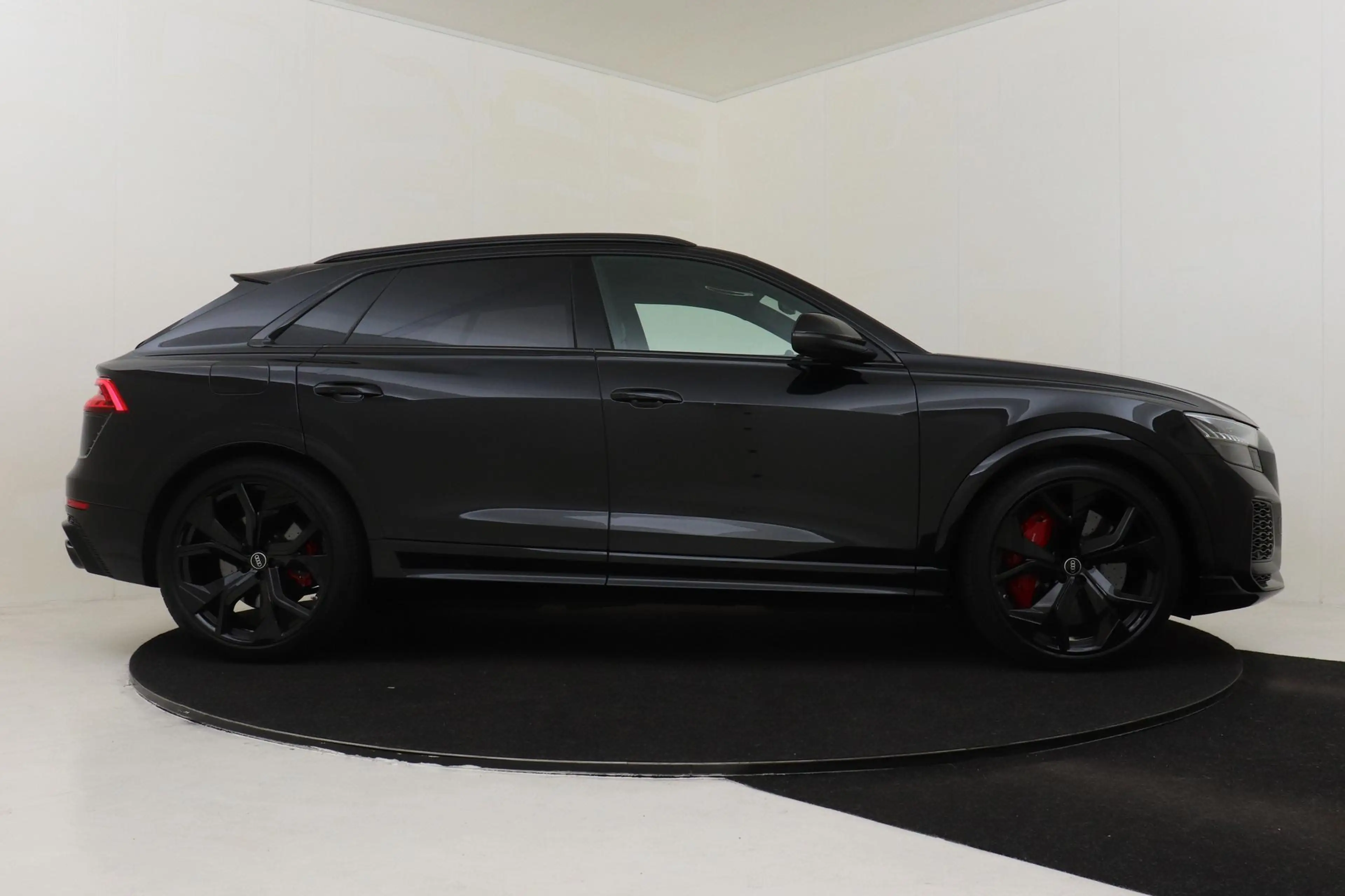 Audi RS Q8 4.0 TFSI Q8 QUATTRO -KERAMISCH|B&O|RS DYNAMIC PLUS — photo 13