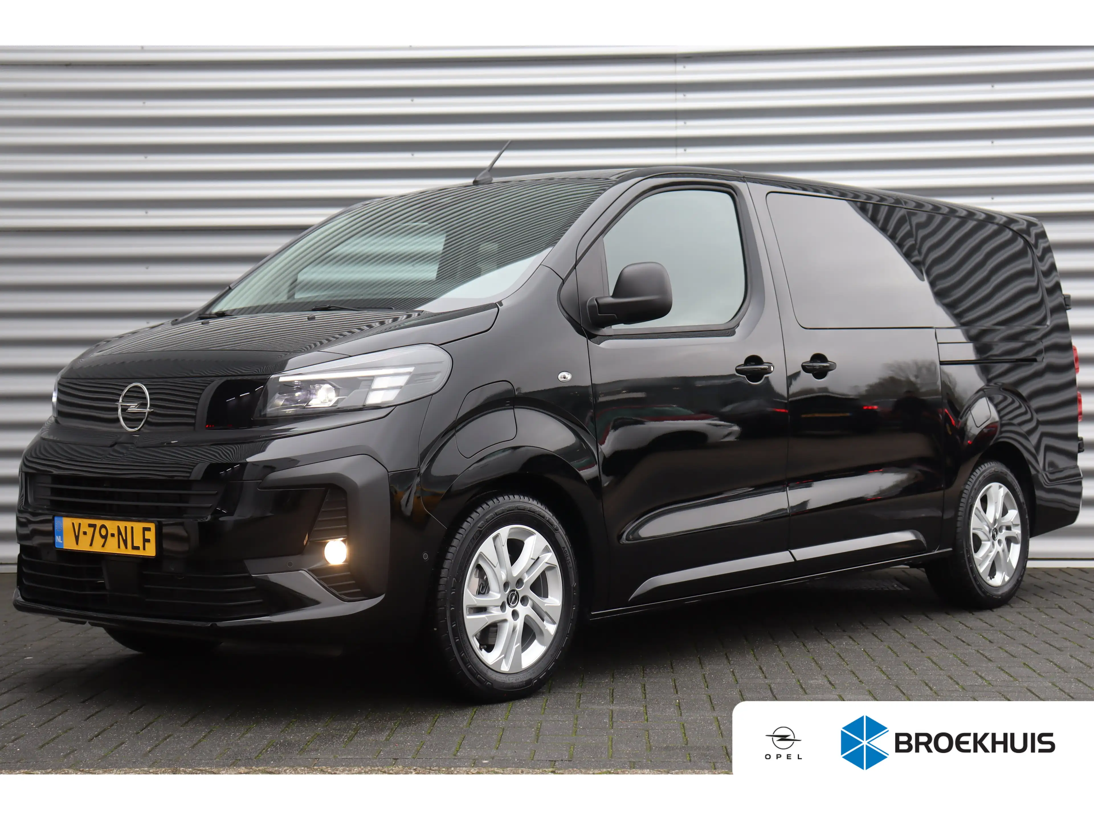 Opel Vivaro-e L3H1 DC 75KWH 136PK AUTOMAAT / NAVI / FULL-LED / C