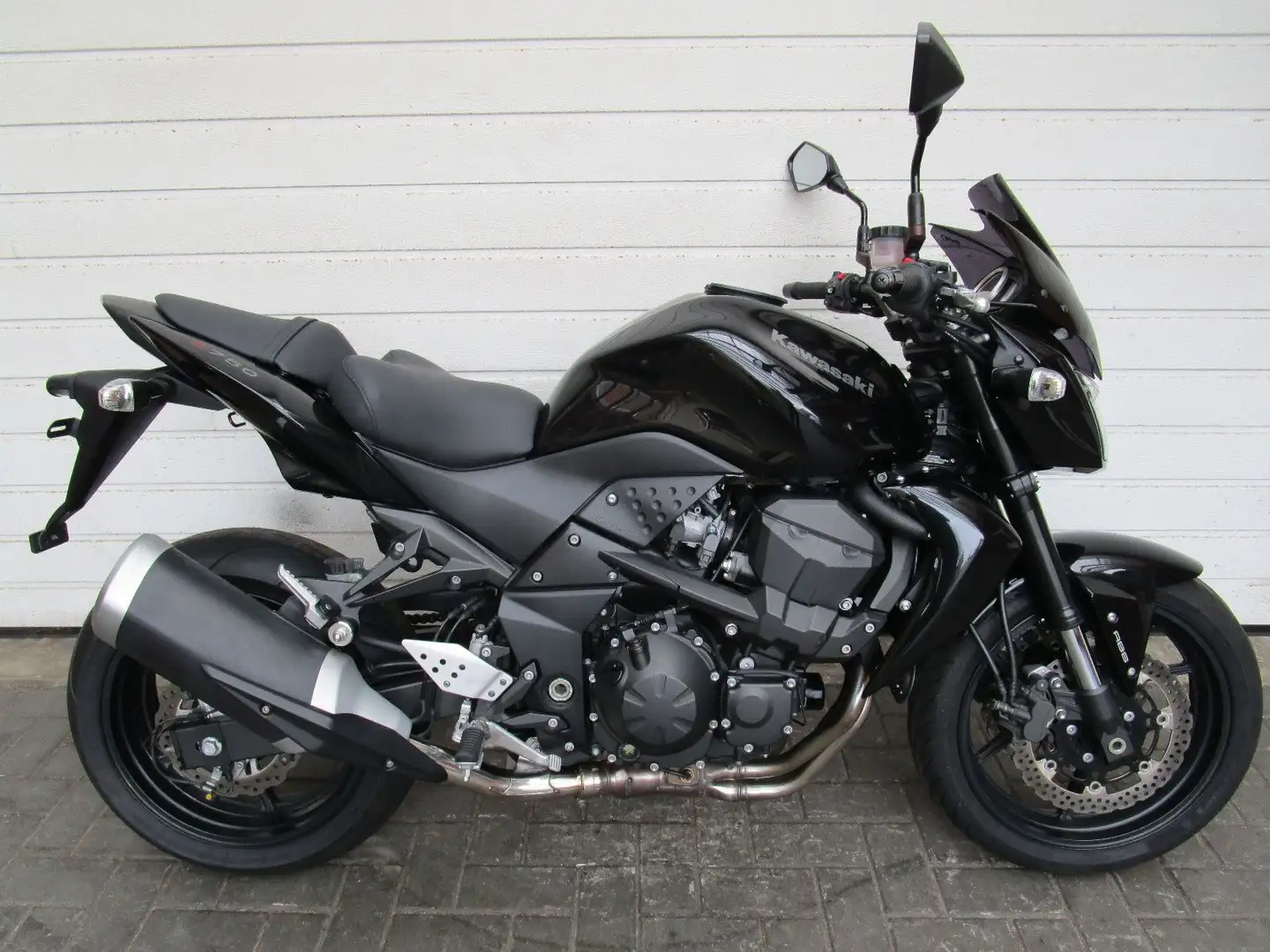 Kawasaki Z 750 1.Hand    Extras Negro - 1