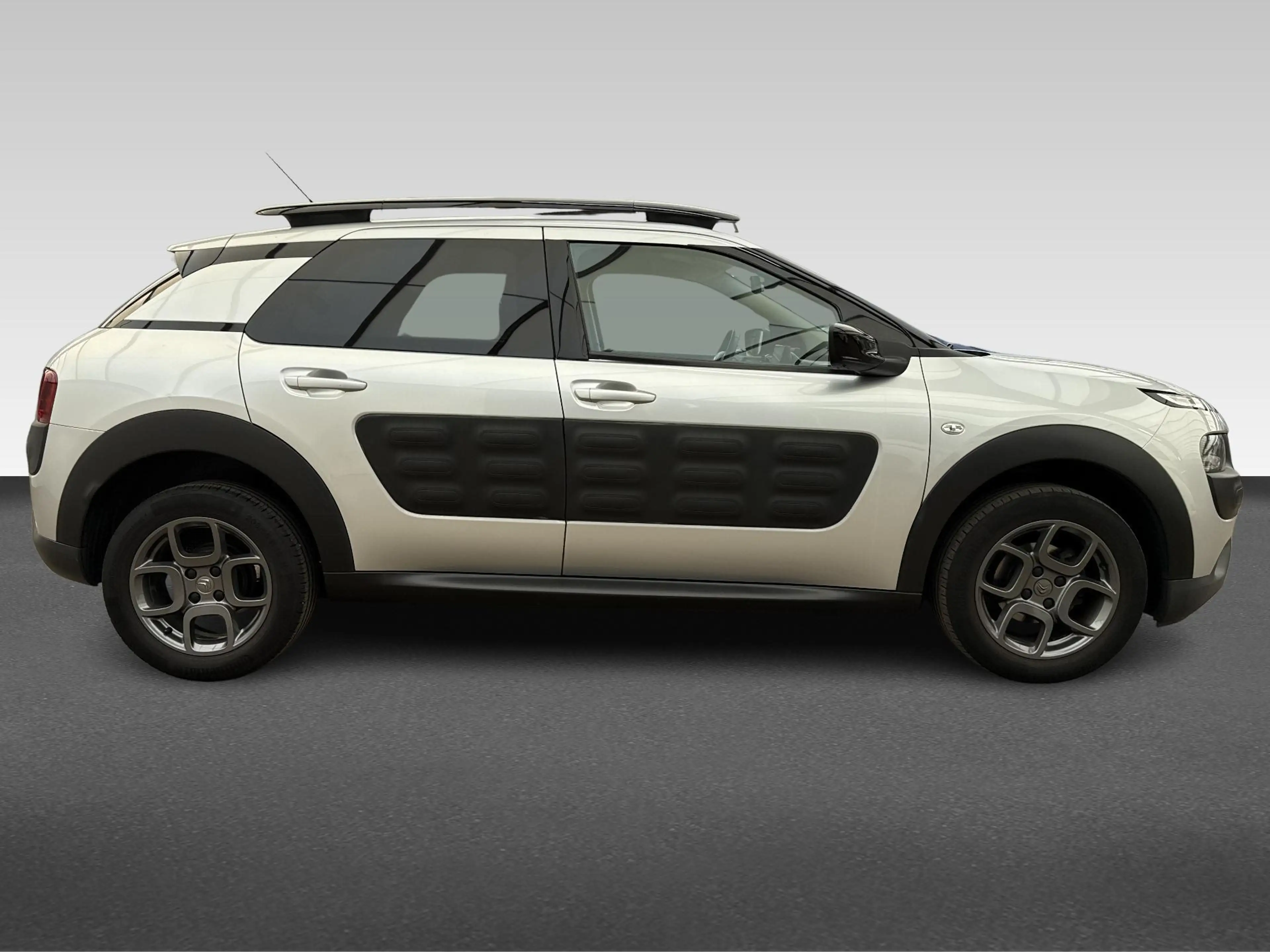 Citroen C4 Cactus 1.2 PureTech Shine — photo 5